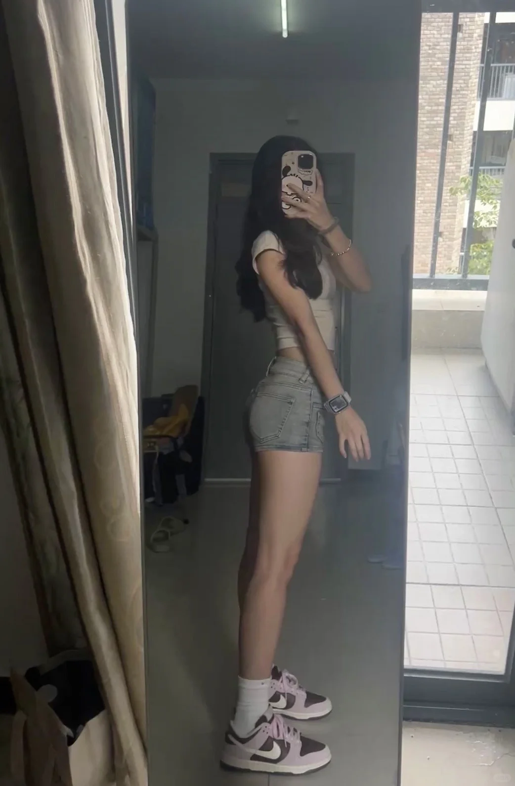 请把这条热辣短裤焊在大学生身上吧！！！