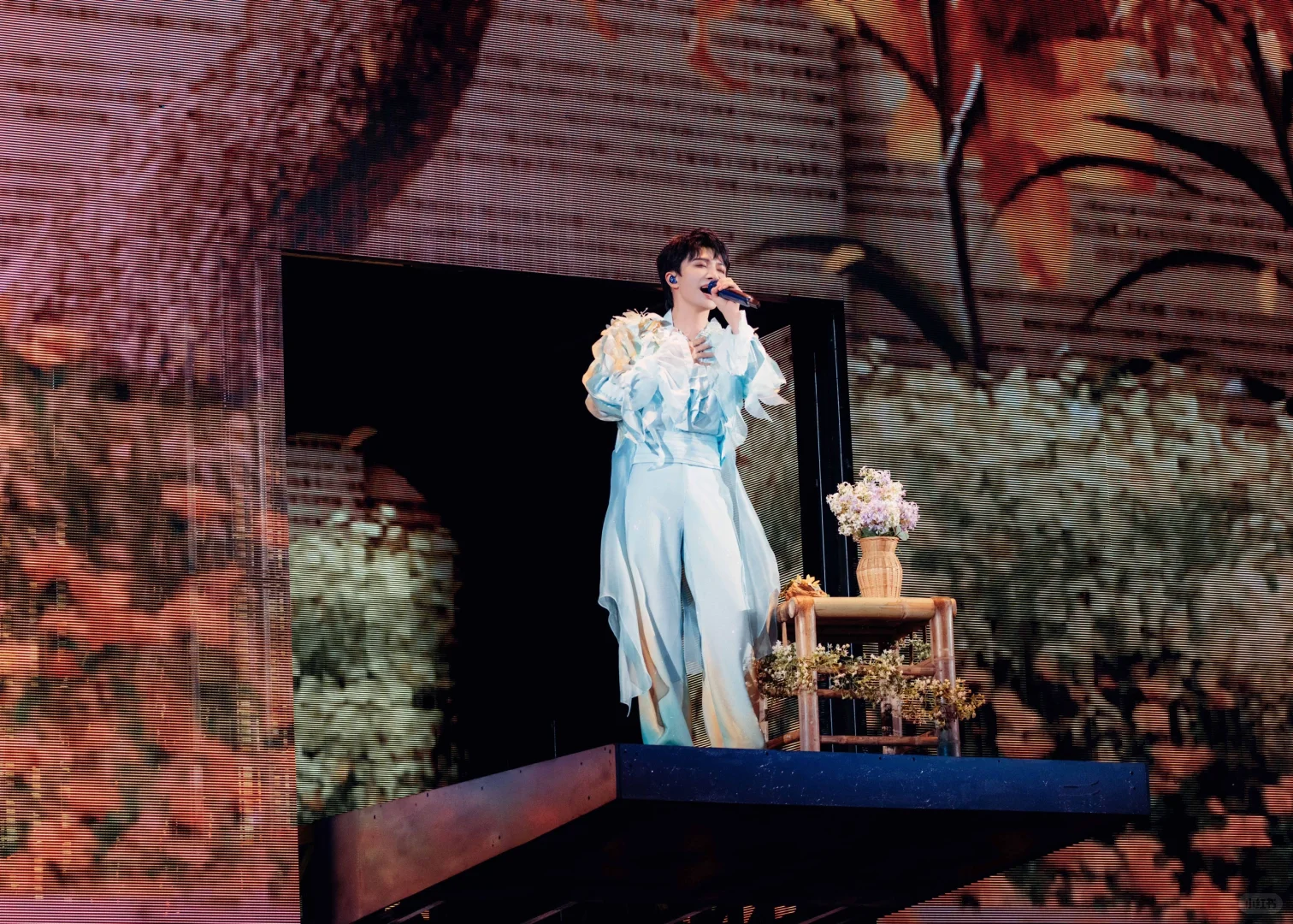 周深 | ☀「深深的」8月9日演唱会舞台日记 3️⃣