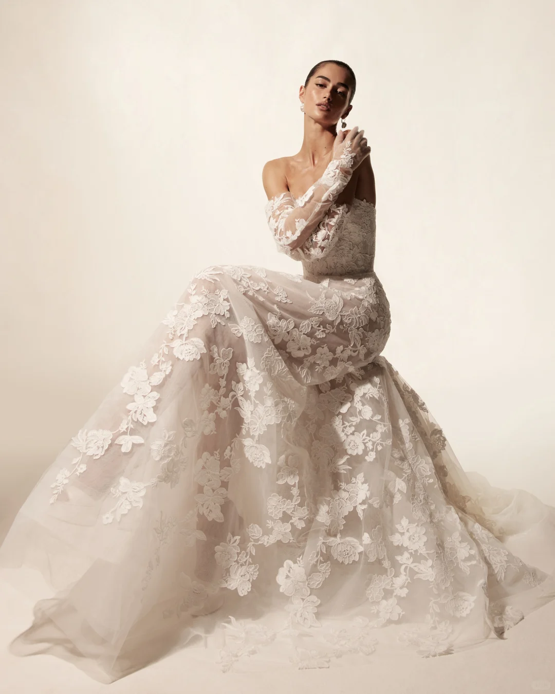 秀场积累 | 2026春夏MoniqueLhuillier婚纱