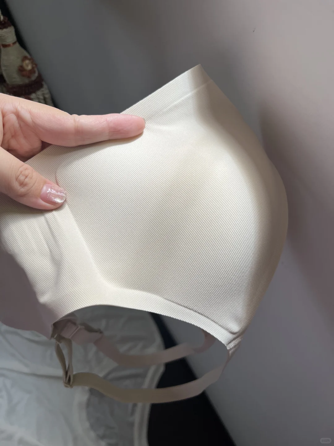 小胸不一定要显大!但一定要不空杯啊