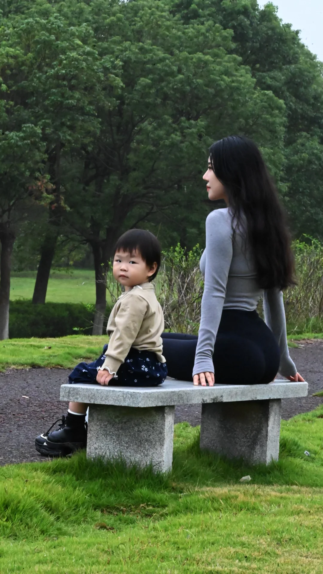 户外野生辣妹