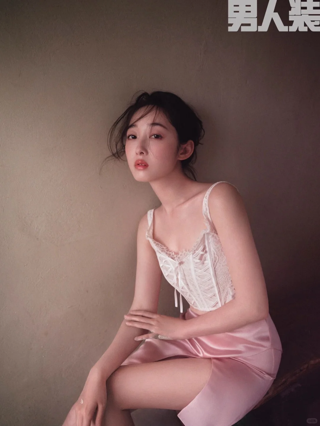 男人装封面女郎｜蒋梦婕