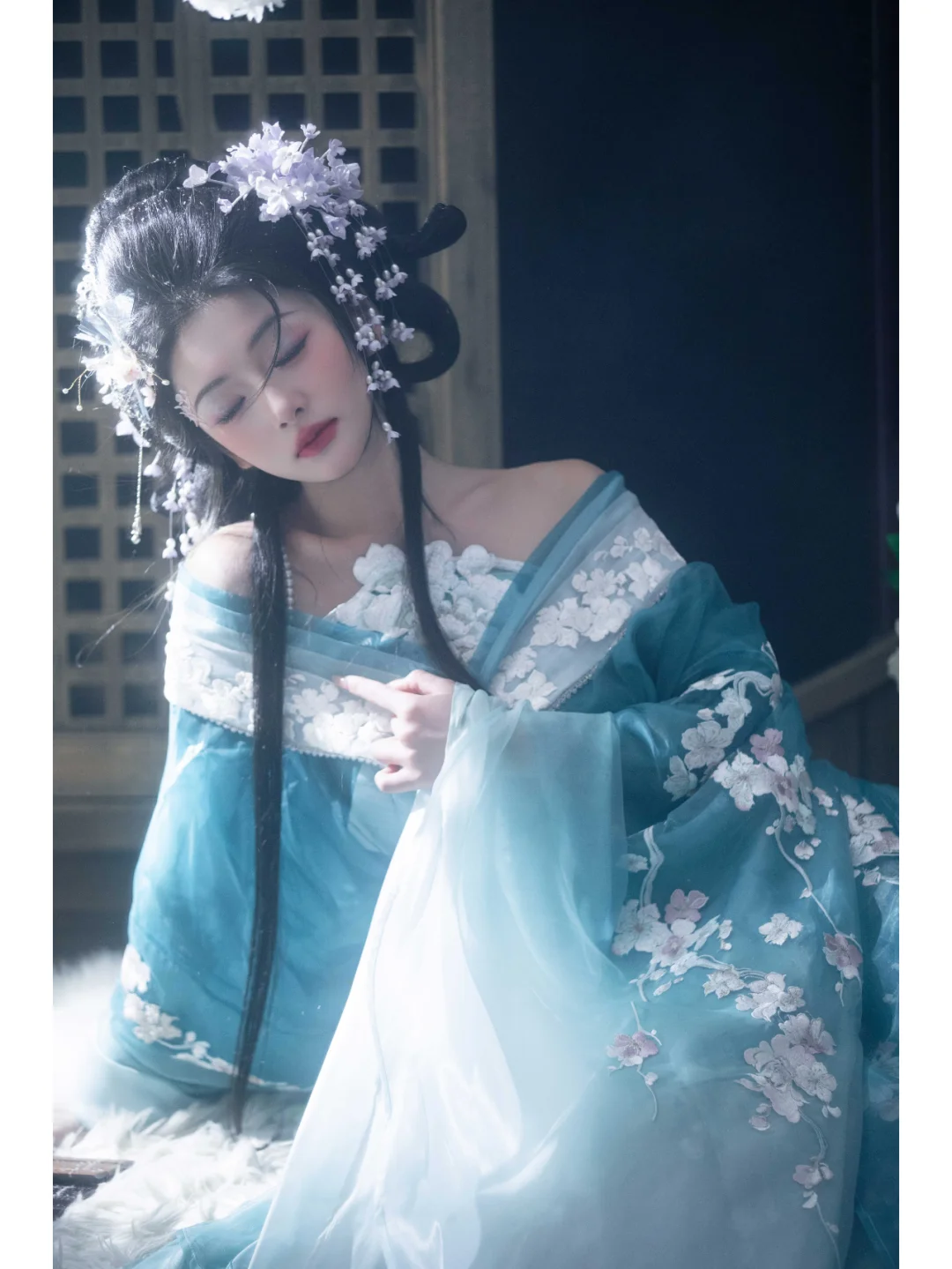 三更月,中庭恰照梨花雪🕊️冬日意境感写真