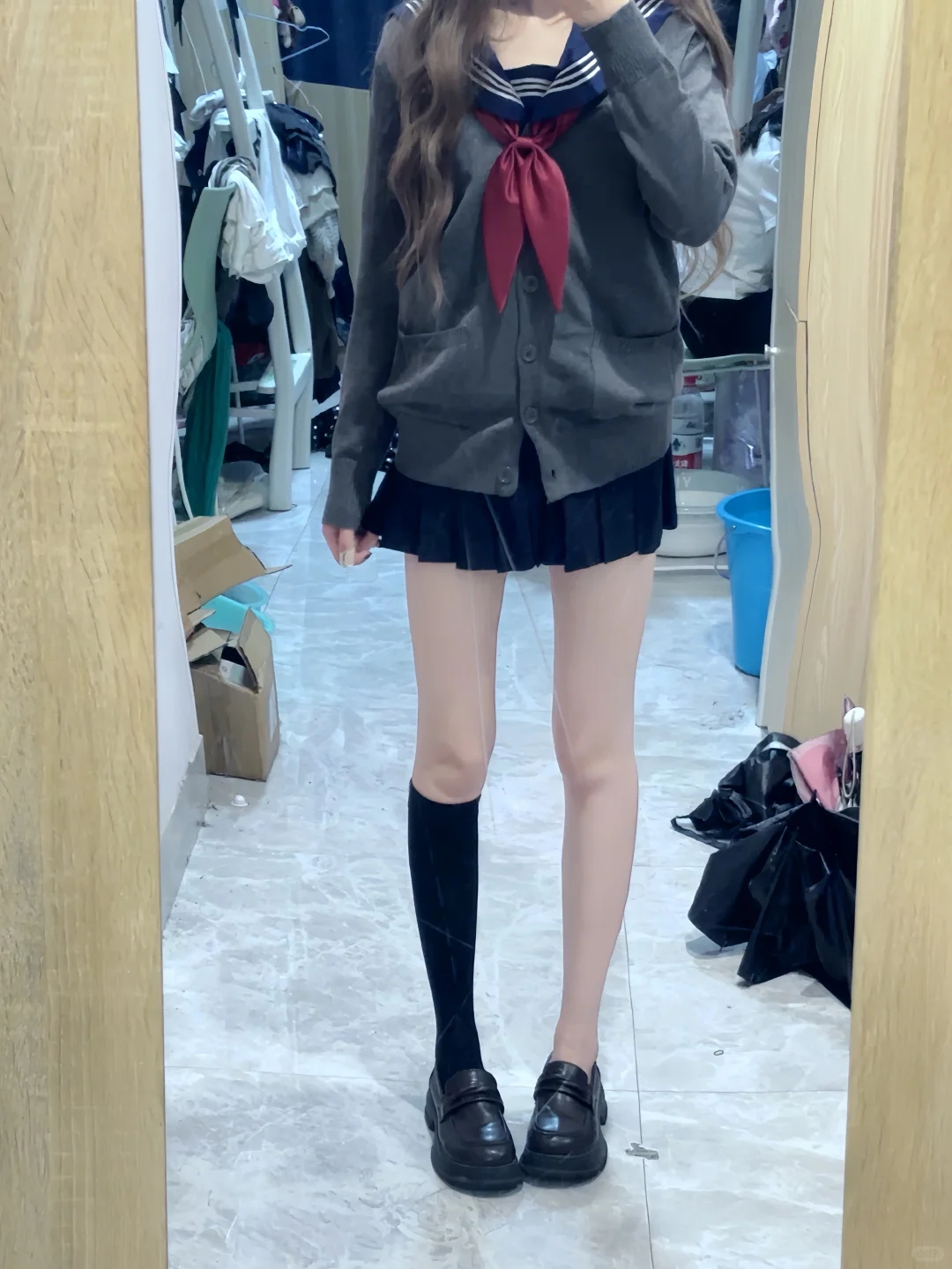 宝宝们 左or右啊😩😩😩