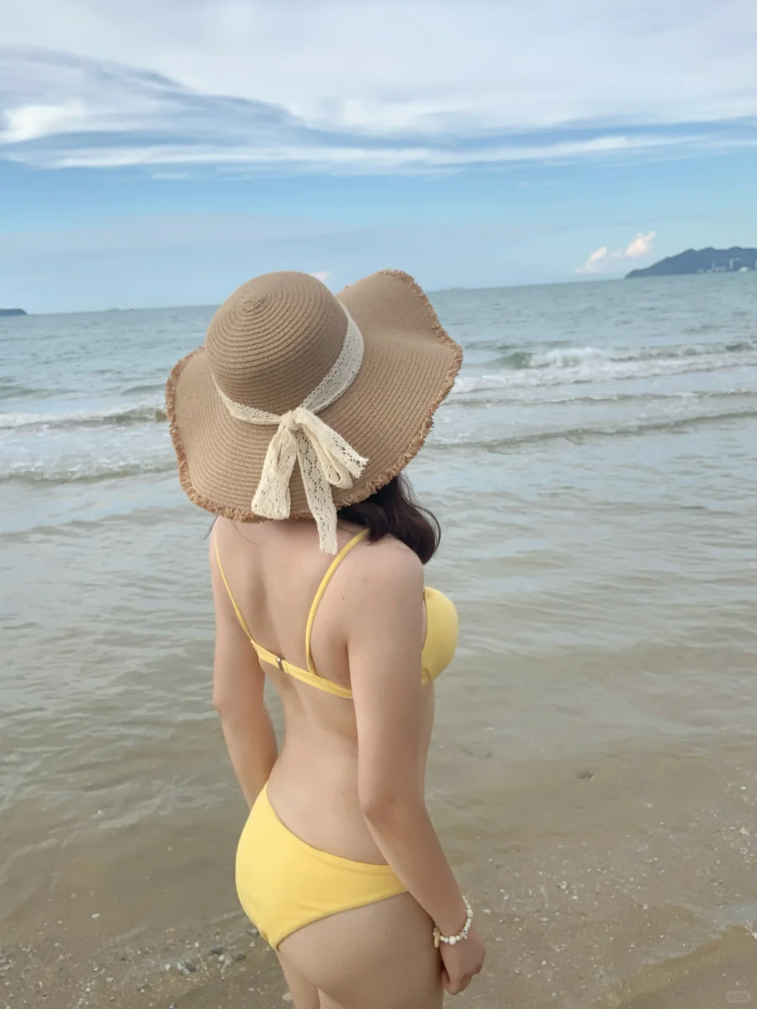 这么辣的身材居然搭配一张萌脸