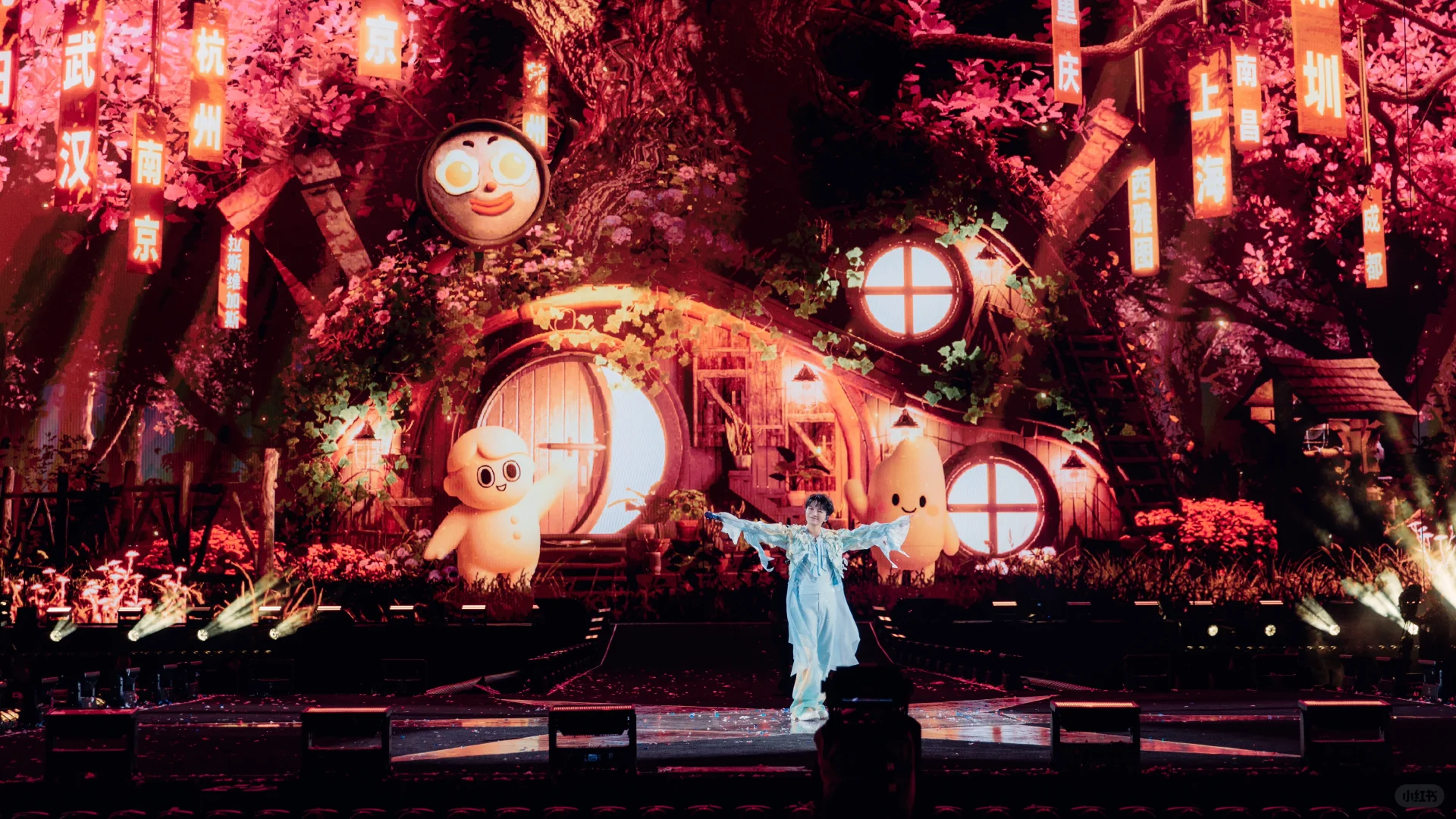 周深 | ☀「深深的」8月9日演唱会舞台日记 3️⃣