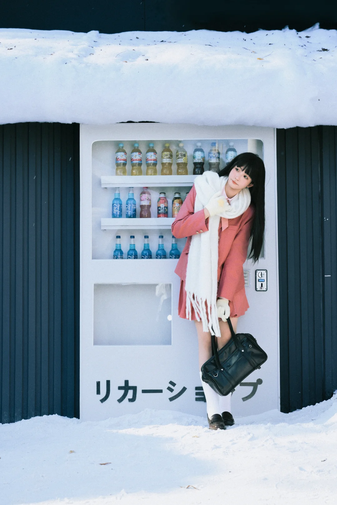 我在广州34度的艳阳里大雪纷飞