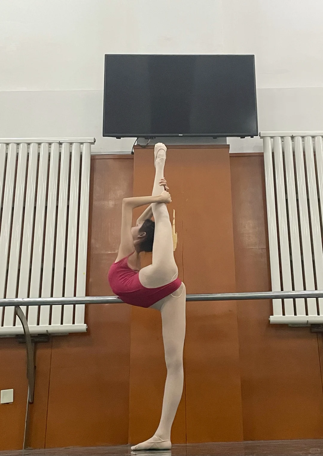 北舞大一|你可以永远相信舞蹈生身材管理思