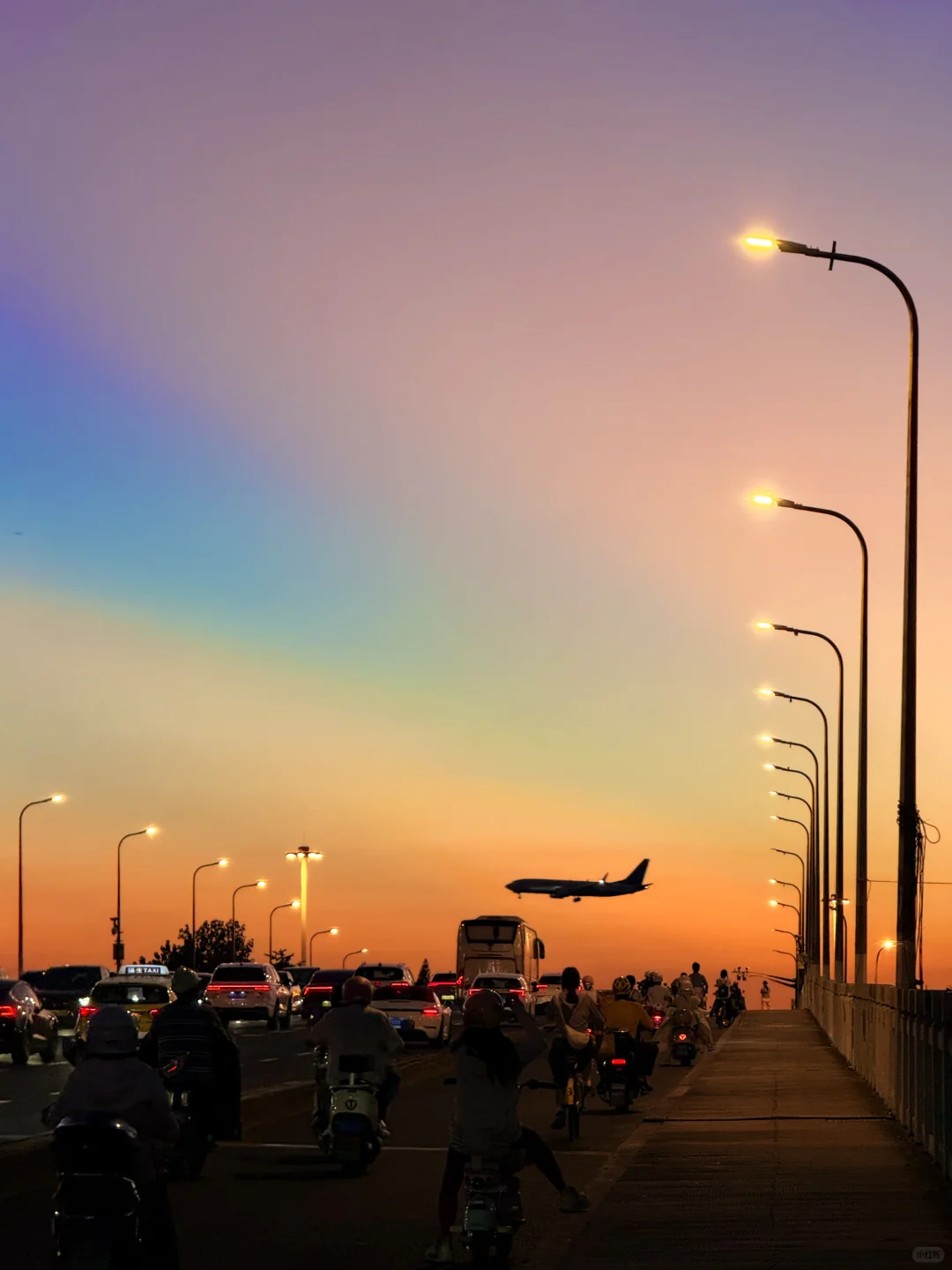 live📍上海彩虹色晚霞✨梦幻暮光之城!!