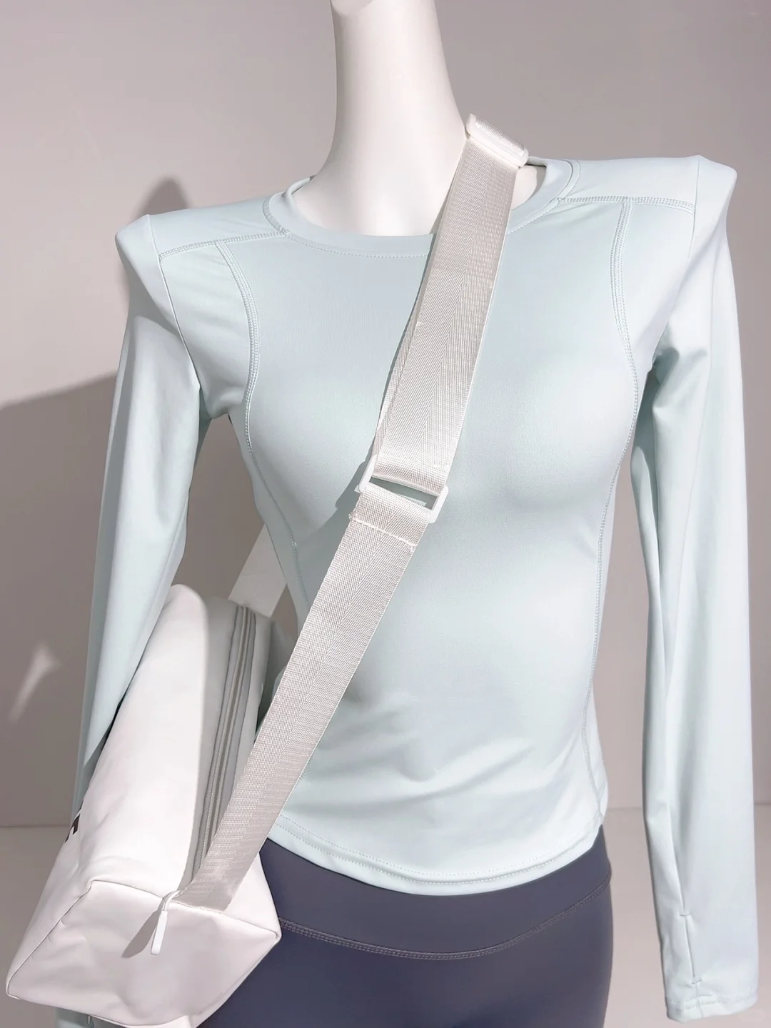 直角肩作弊器|清新薄荷绿长袖简约高级💰29