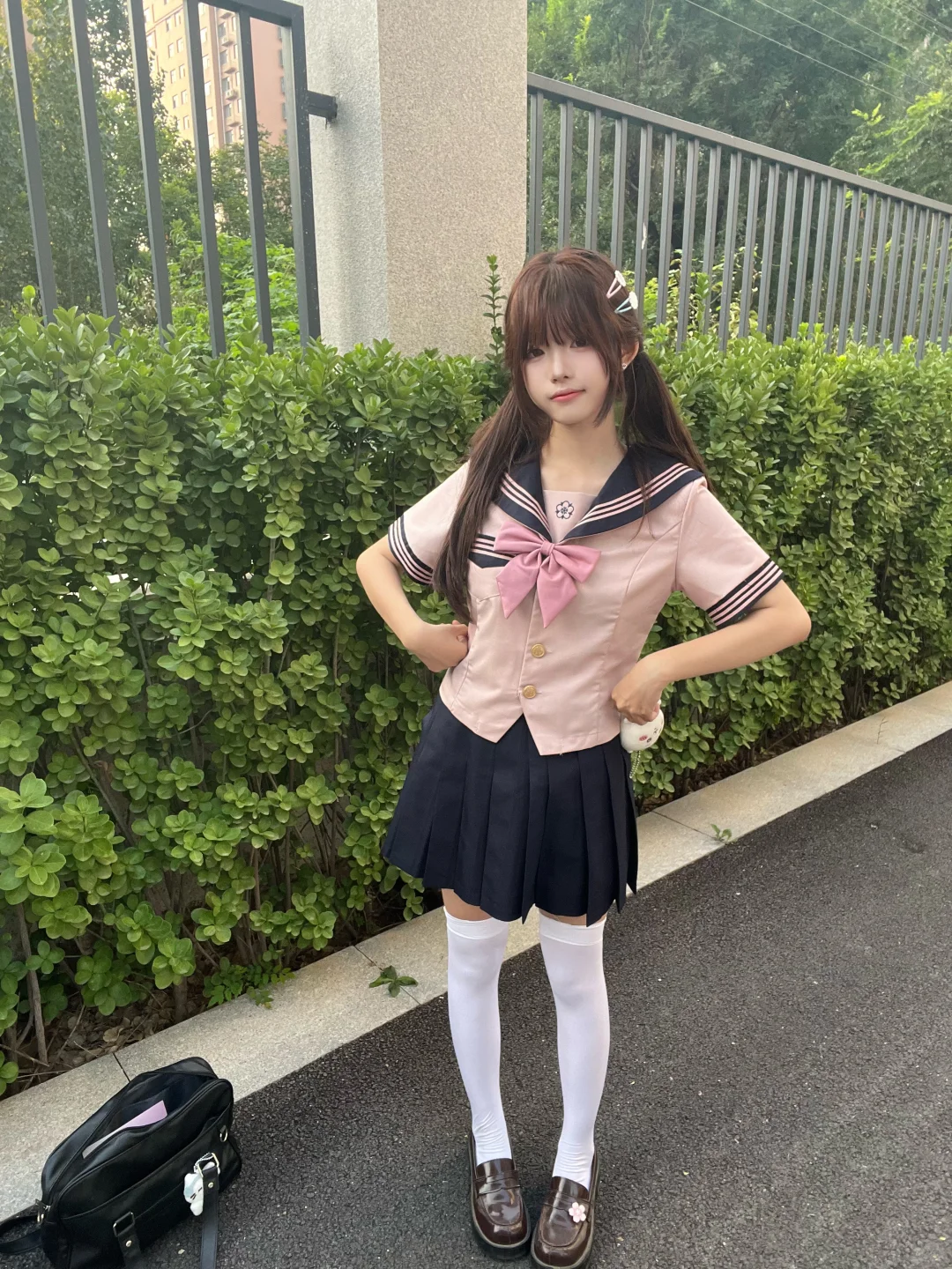 给你宇宙好不好ᶻz ₍^_   ̫ _^₎