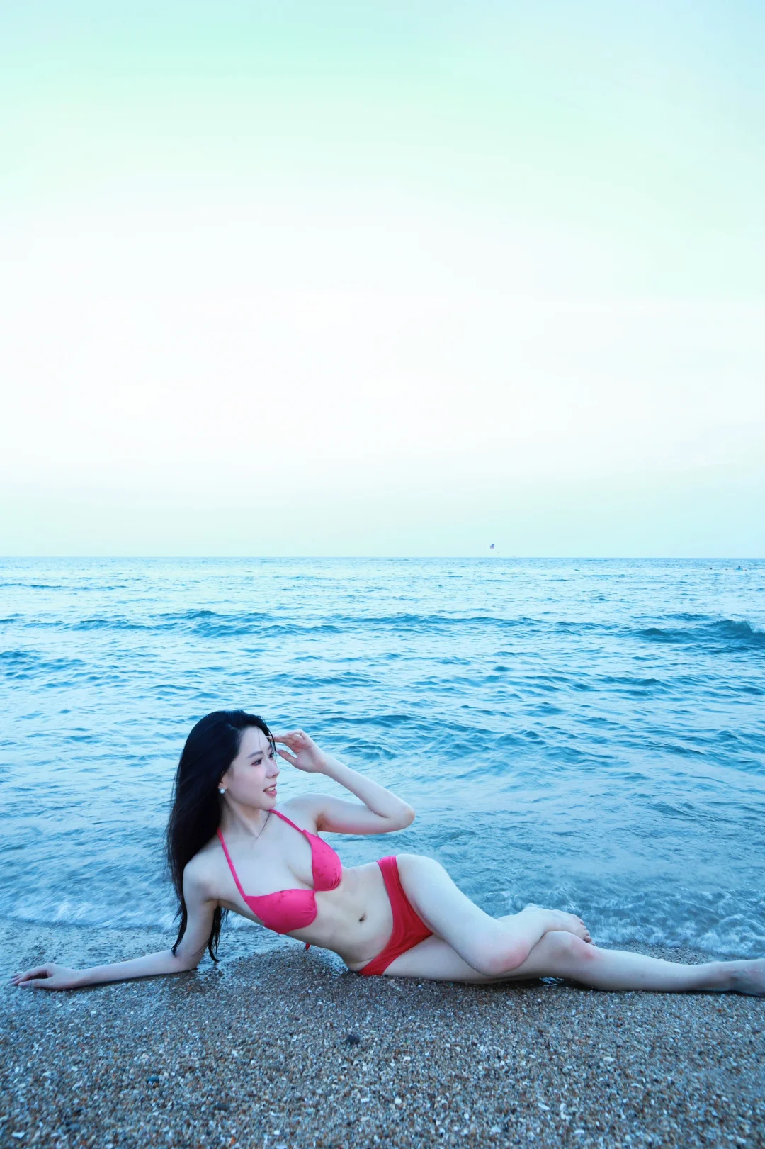 双月湾比基尼👙约拍 超级美的小姐姐～📷