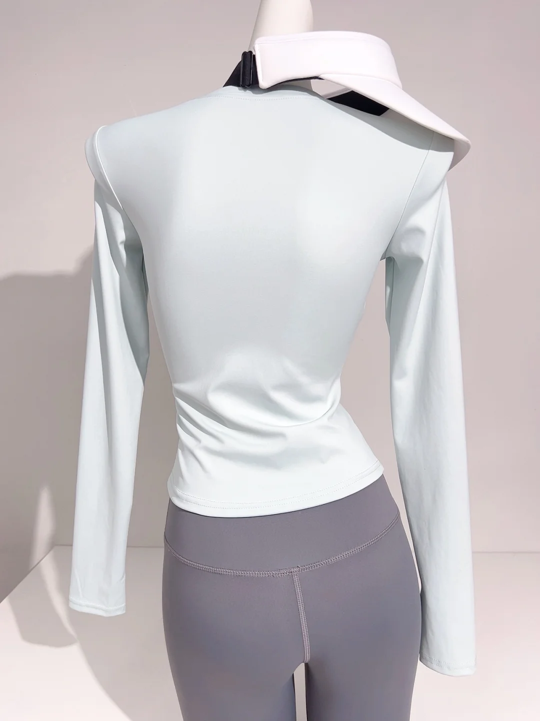 直角肩作弊器|清新薄荷绿长袖简约高级💰29