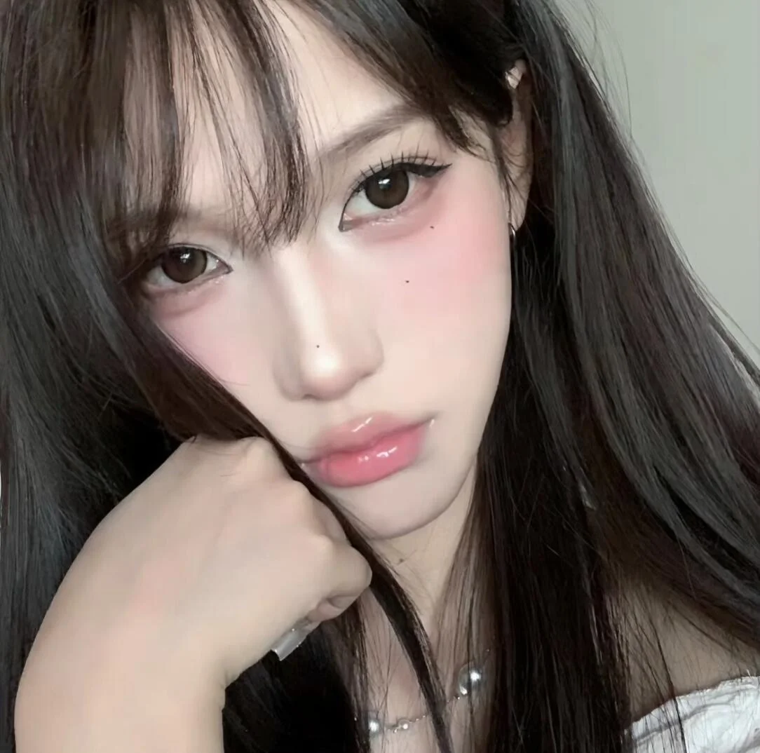 𝙒𝙚𝘾𝙝𝙖𝙩｜甜美感女生头像