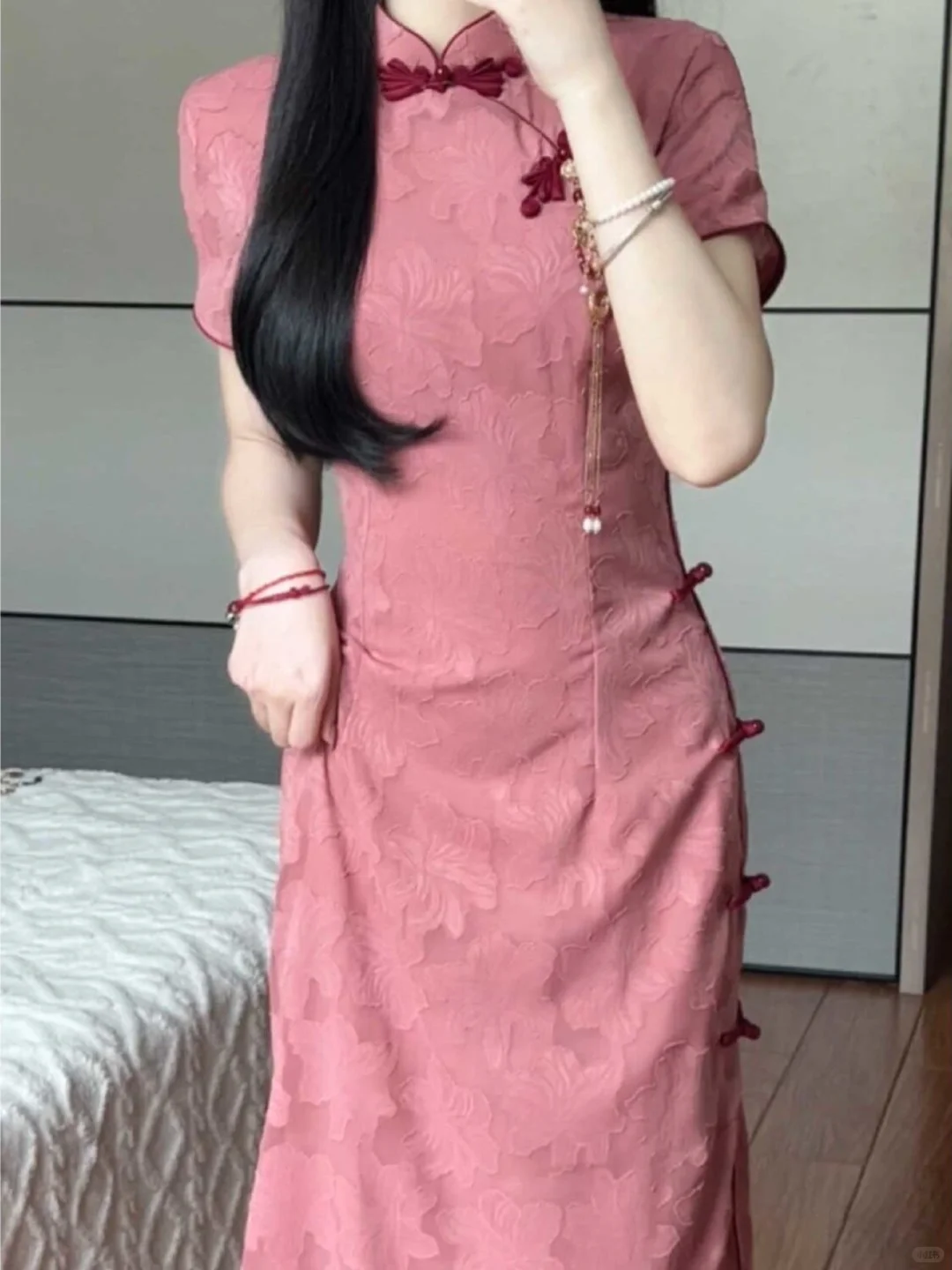 改良旗袍杀疯了💥 谁穿谁是人间富贵花