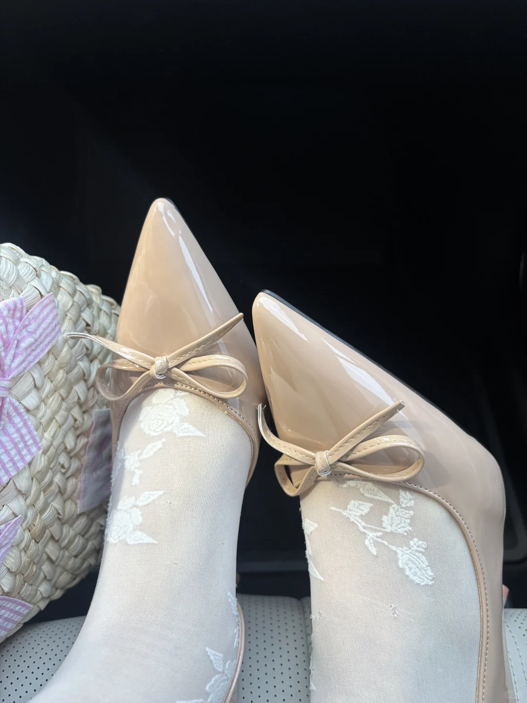 御姐风高跟鞋穿搭!红底高跟鞋可真好看!