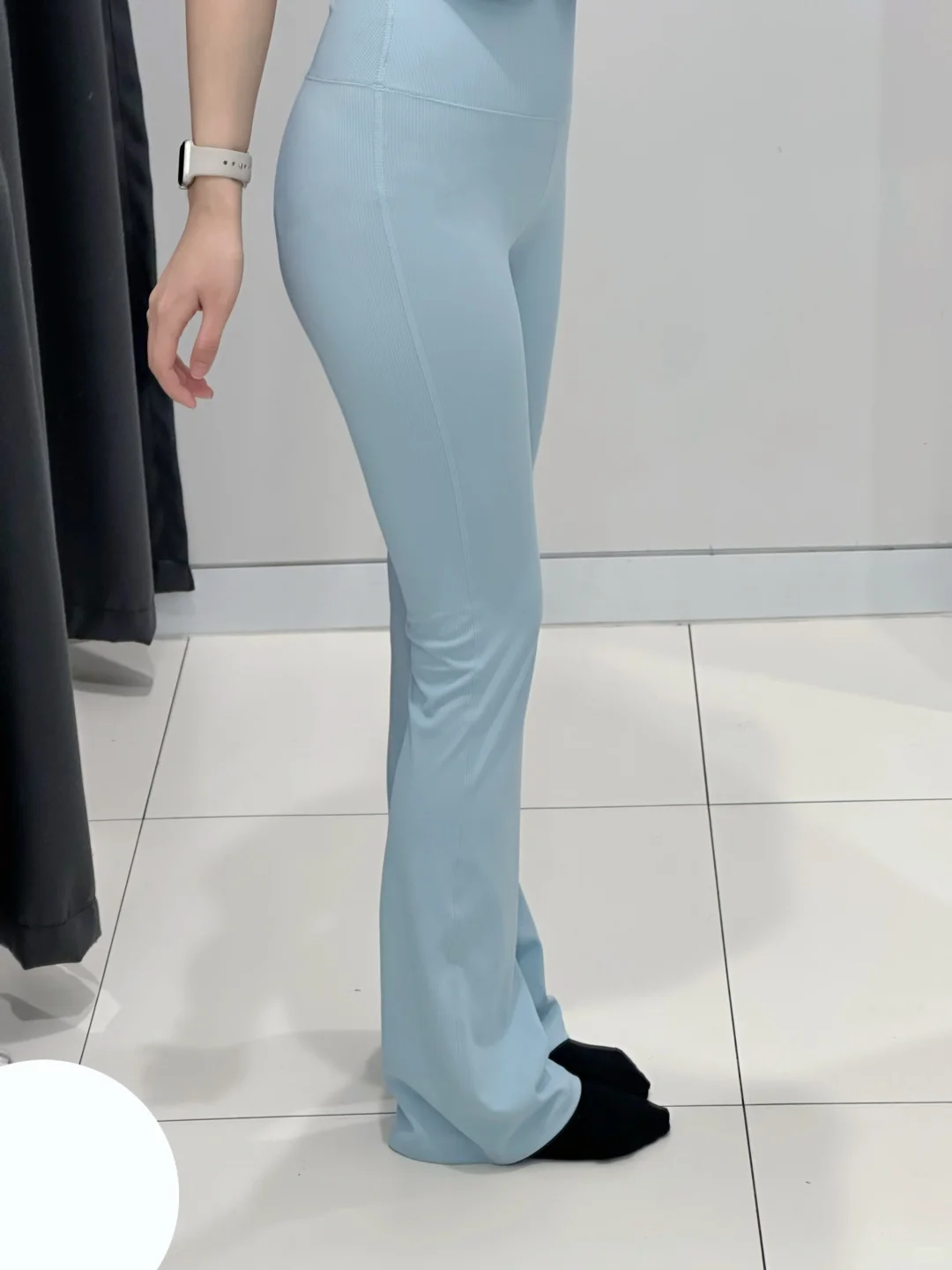 优衣库我说!你也太Lululemon了吧!