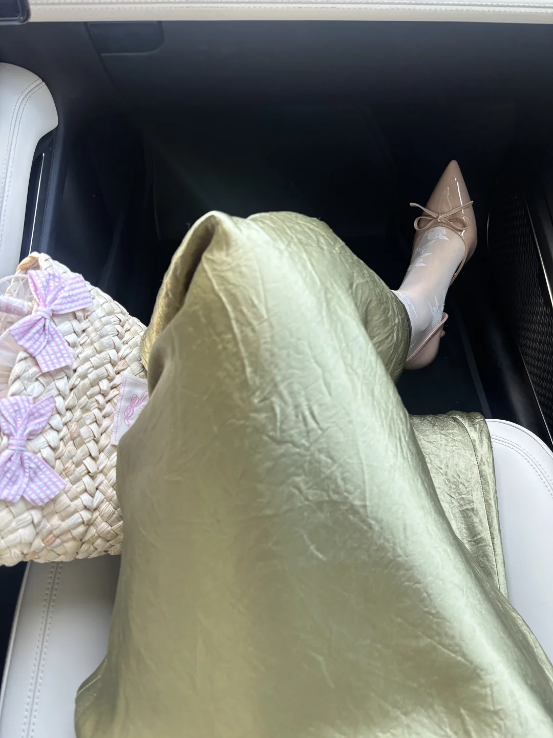 御姐风高跟鞋穿搭!红底高跟鞋可真好看!