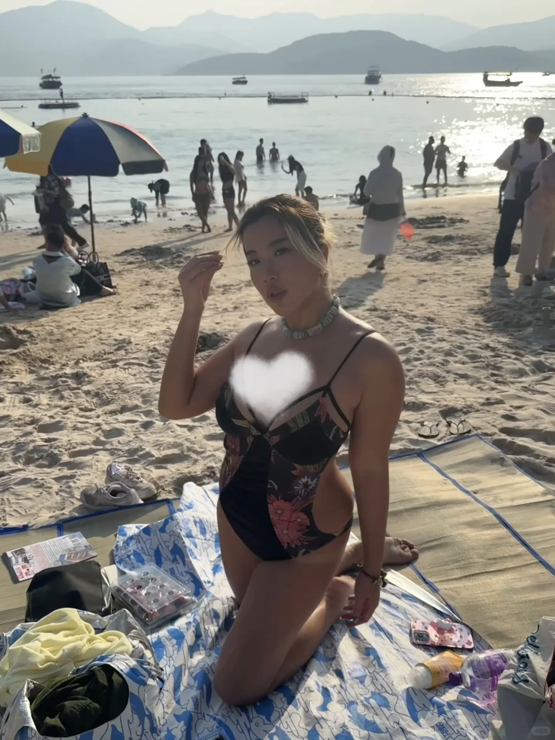 你有泳衣焦虑吗?来看75kg辣妹海边日常live