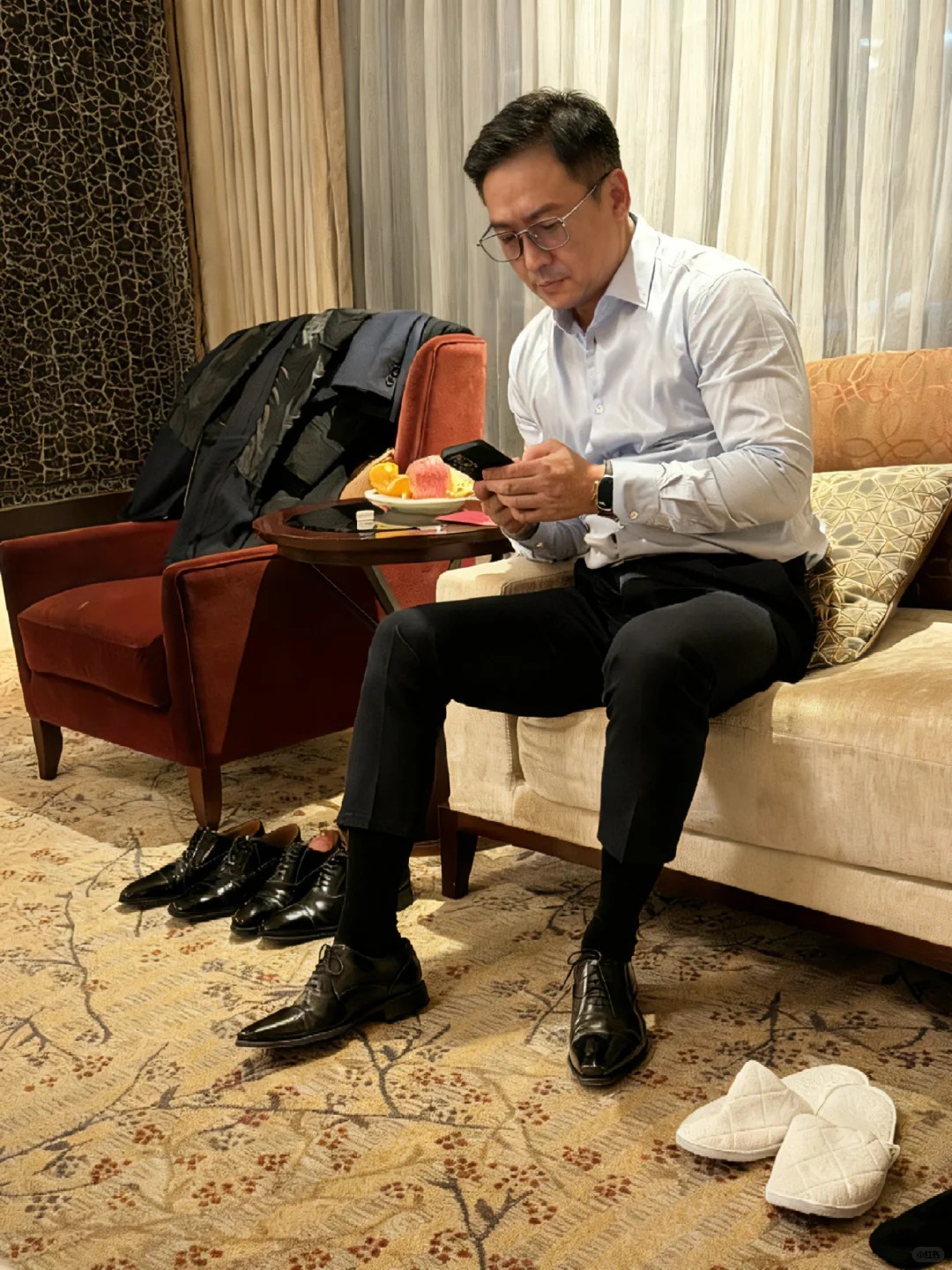 叔穿的及膝袜子吗