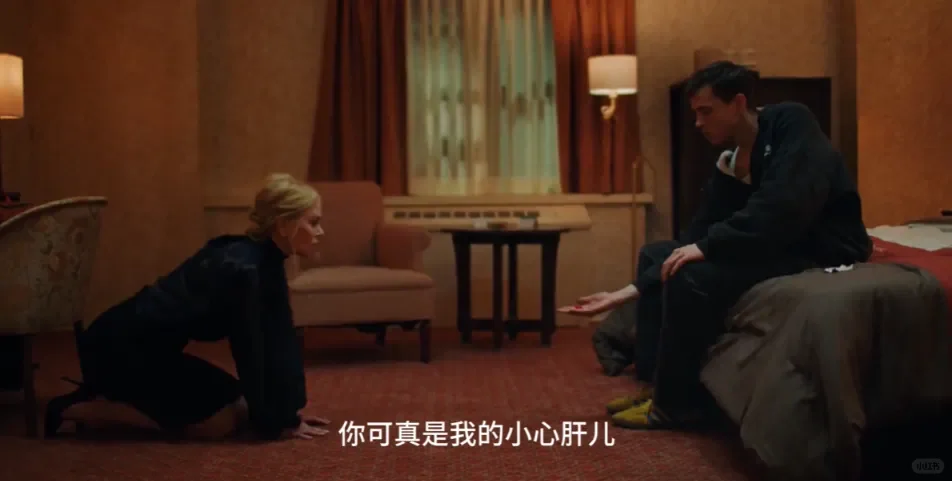 贤妻良母型的霸道女总，也有被小狗化的一面