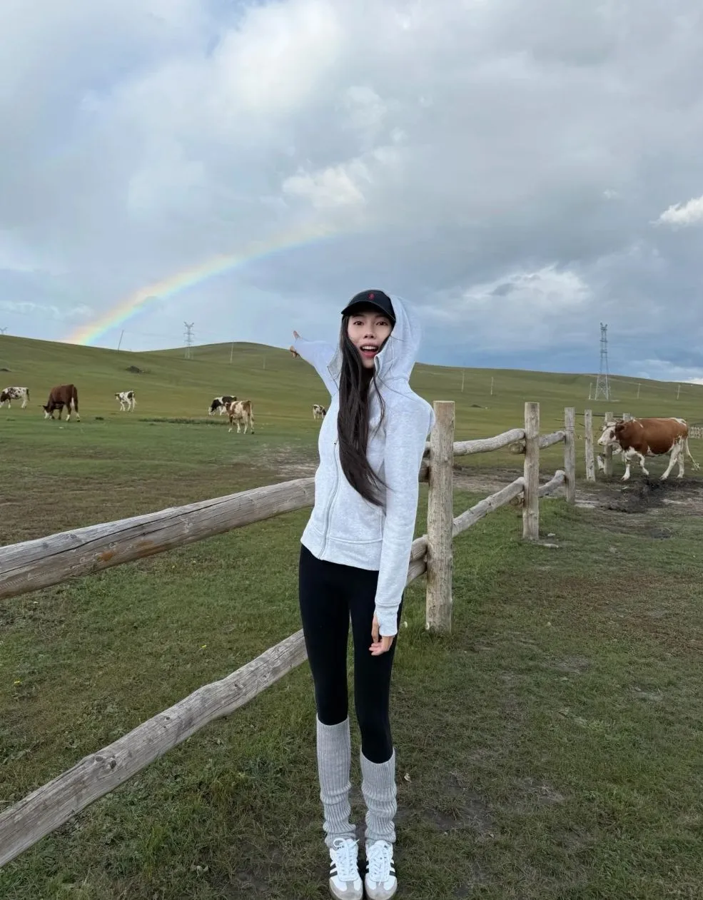 秋天漂亮衣服太多了，漂亮小姐姐气质穿搭