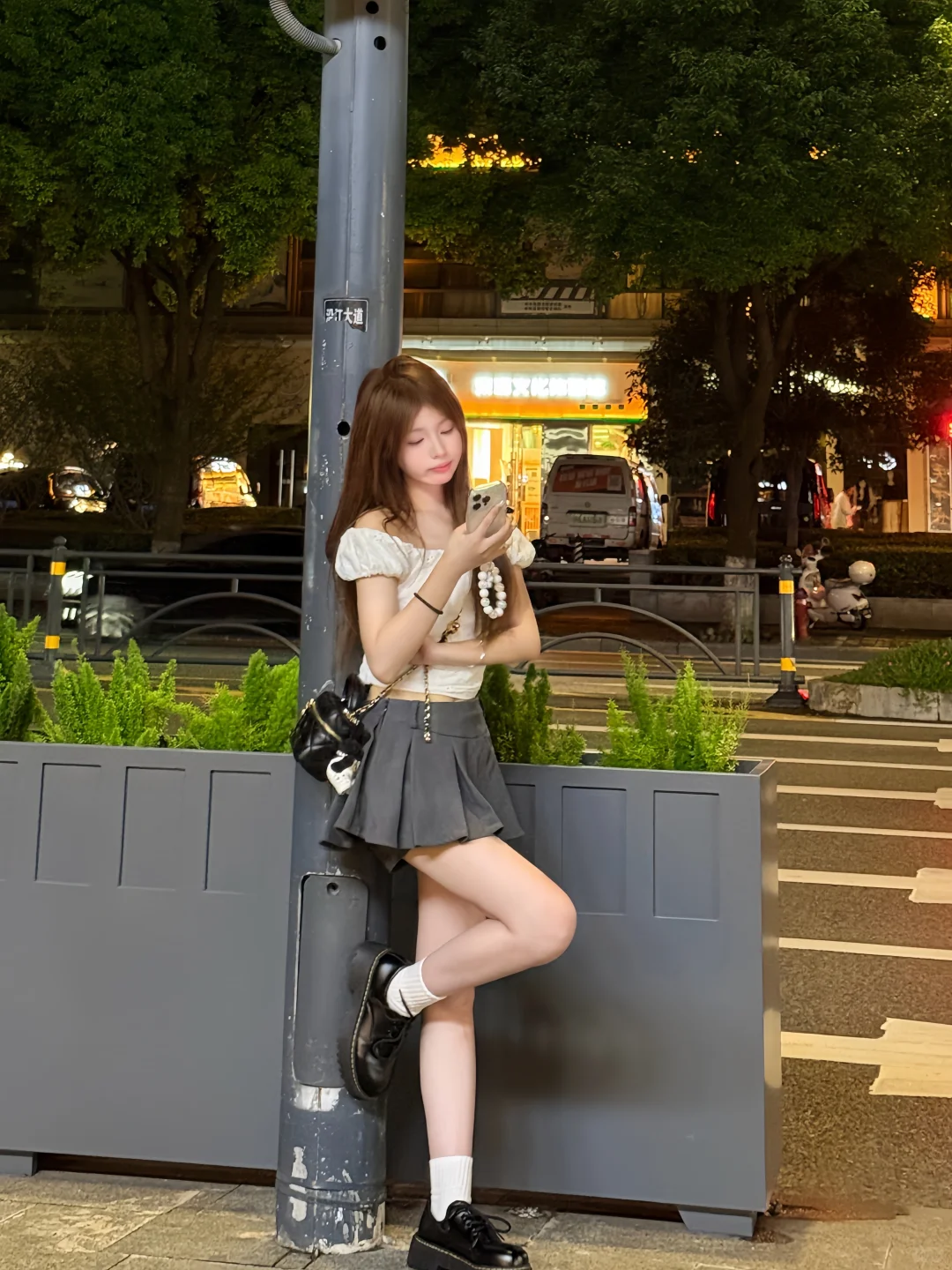 路边氛围感拍照