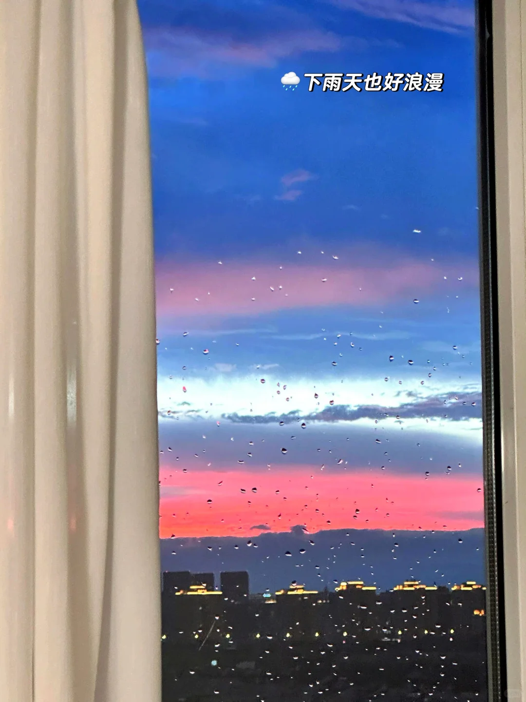 上班拿铁 下班撸铁 生活要趁热打铁