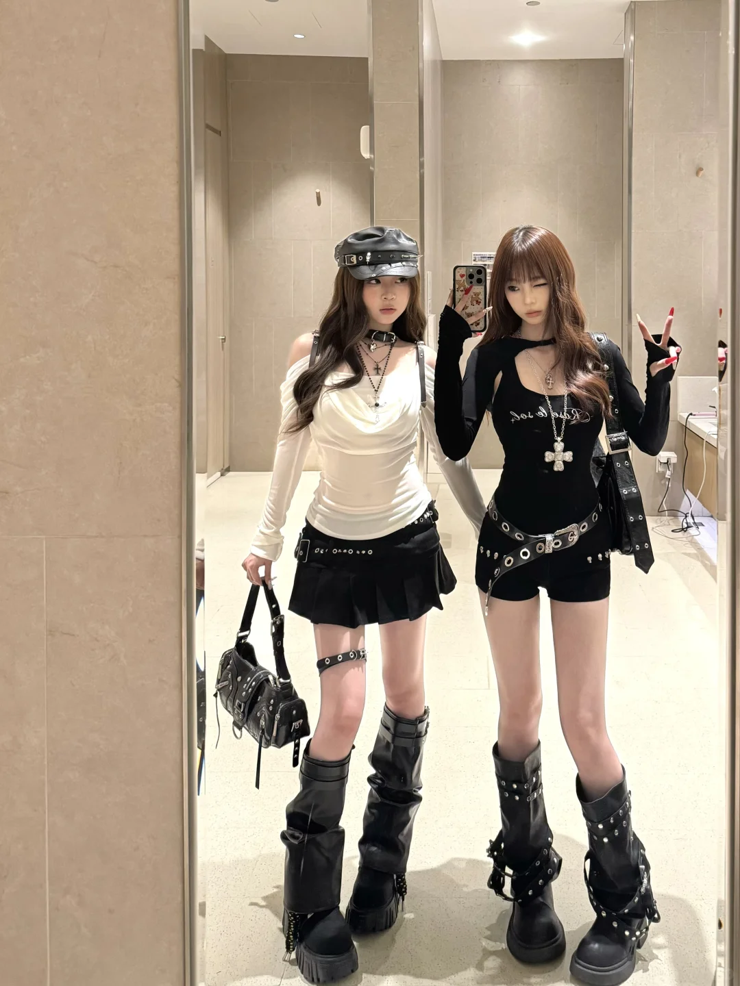 初秋和姐妹穿辣妹风很难不喜欢🏴‍☠️