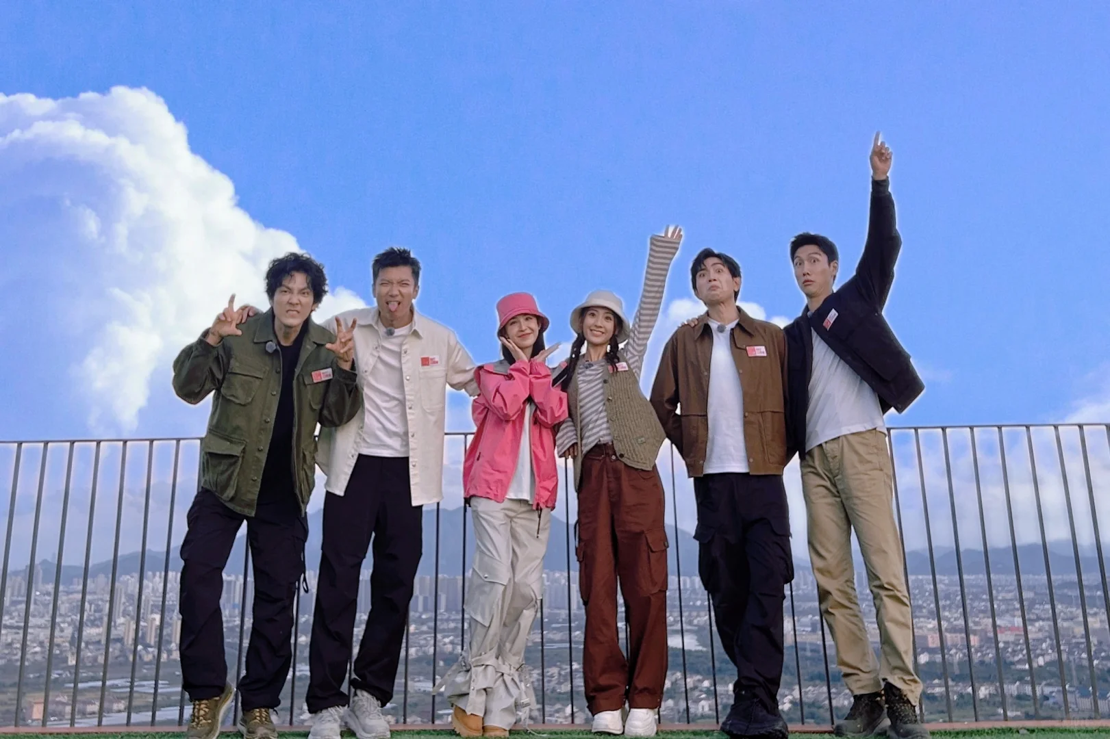 人生何处不相逢