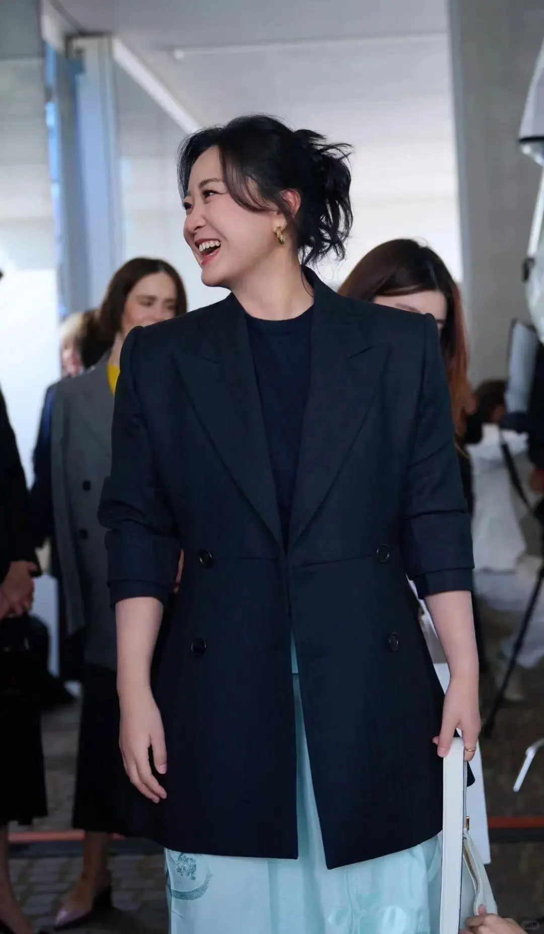 判若两人 这竟然是贾玲！