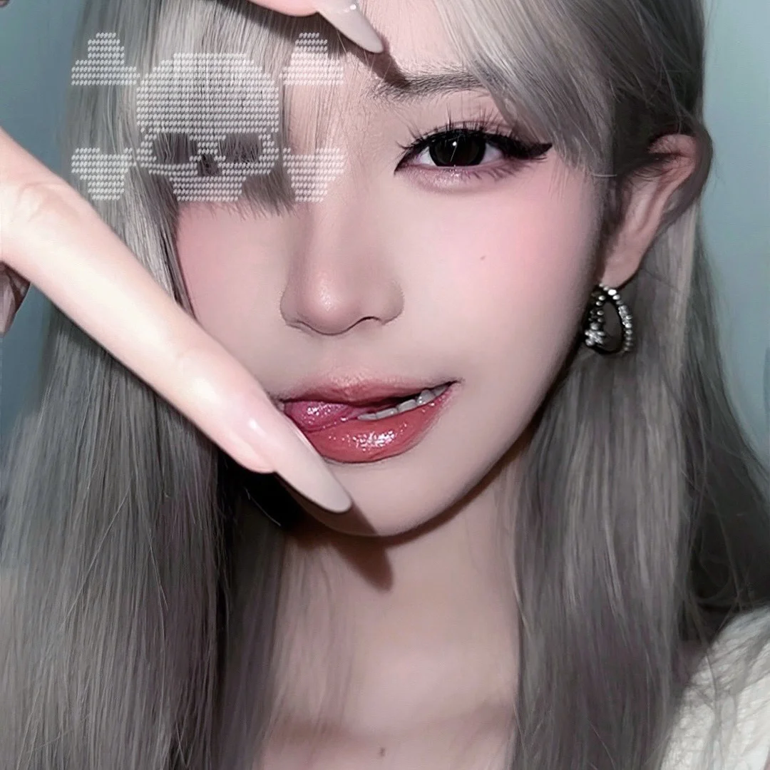 🤍🖤💜