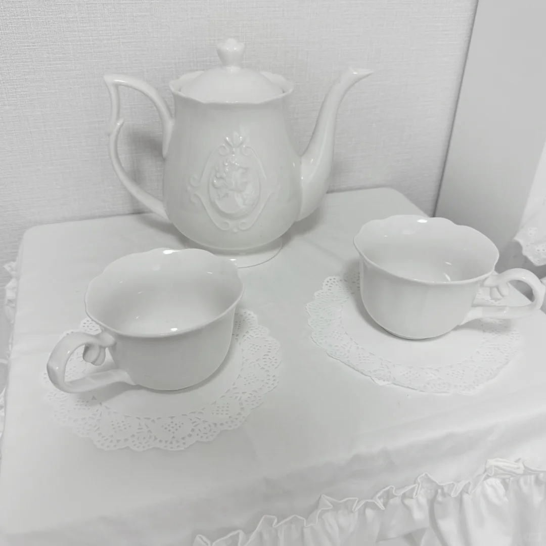 𝒟ℴ𝓁𝓁 𝒽ℴ𝓊𝓈𝓇