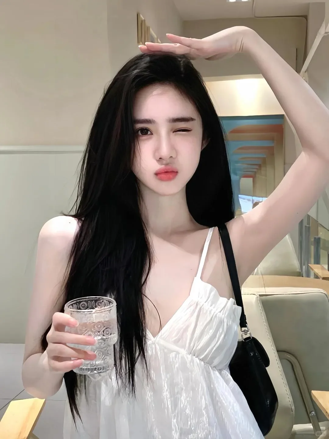 科技脸逆袭精致美女!宛如逆龄生长的神!