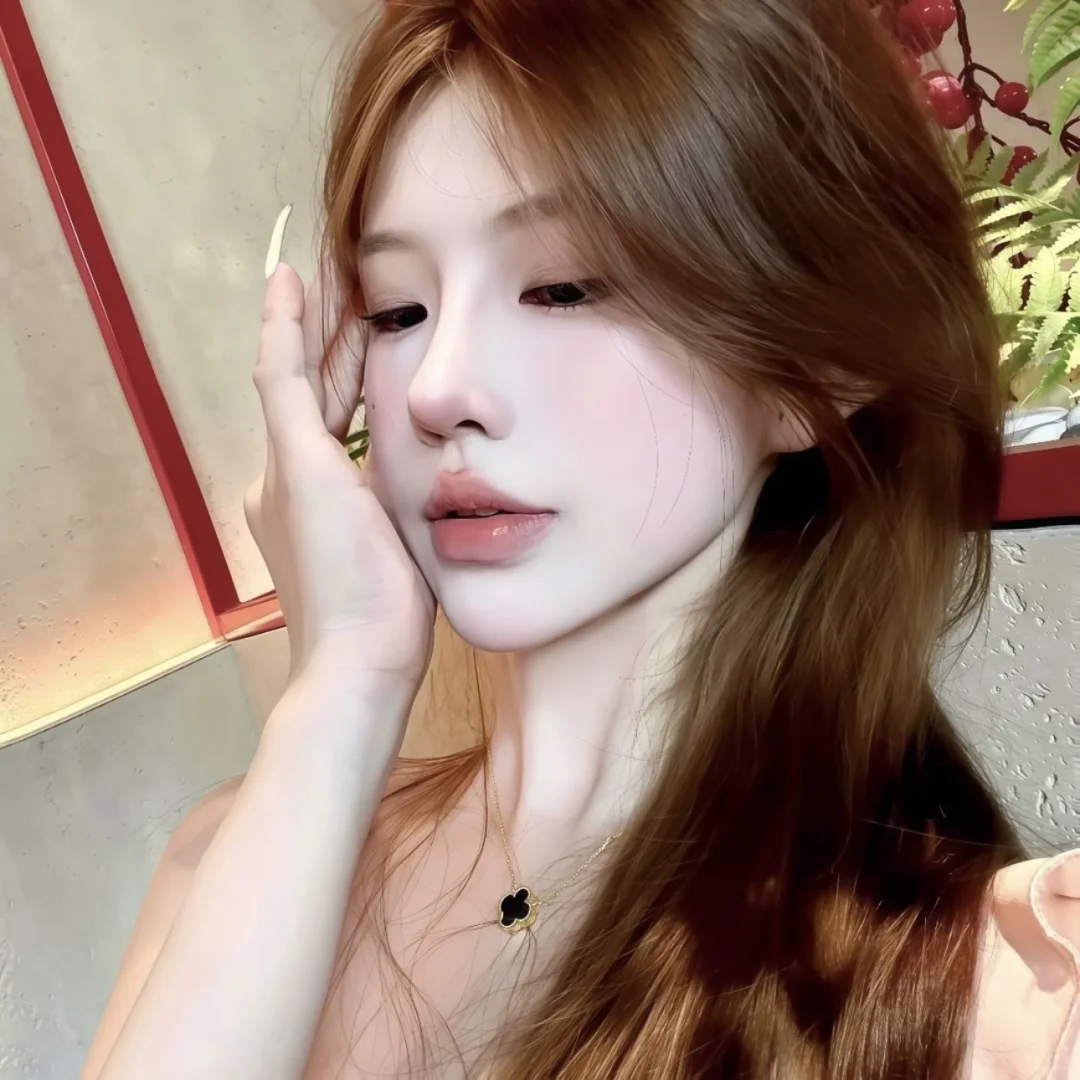 𝙒𝙚𝘾𝙝𝙖𝙩纯欲头像第三十一