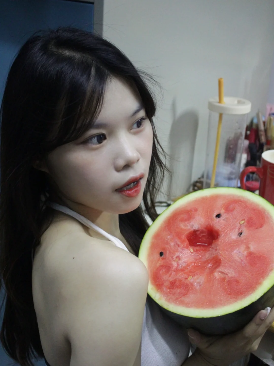 宿舍拍照｜快去拍一组夏天清凉氛围照吧🍉