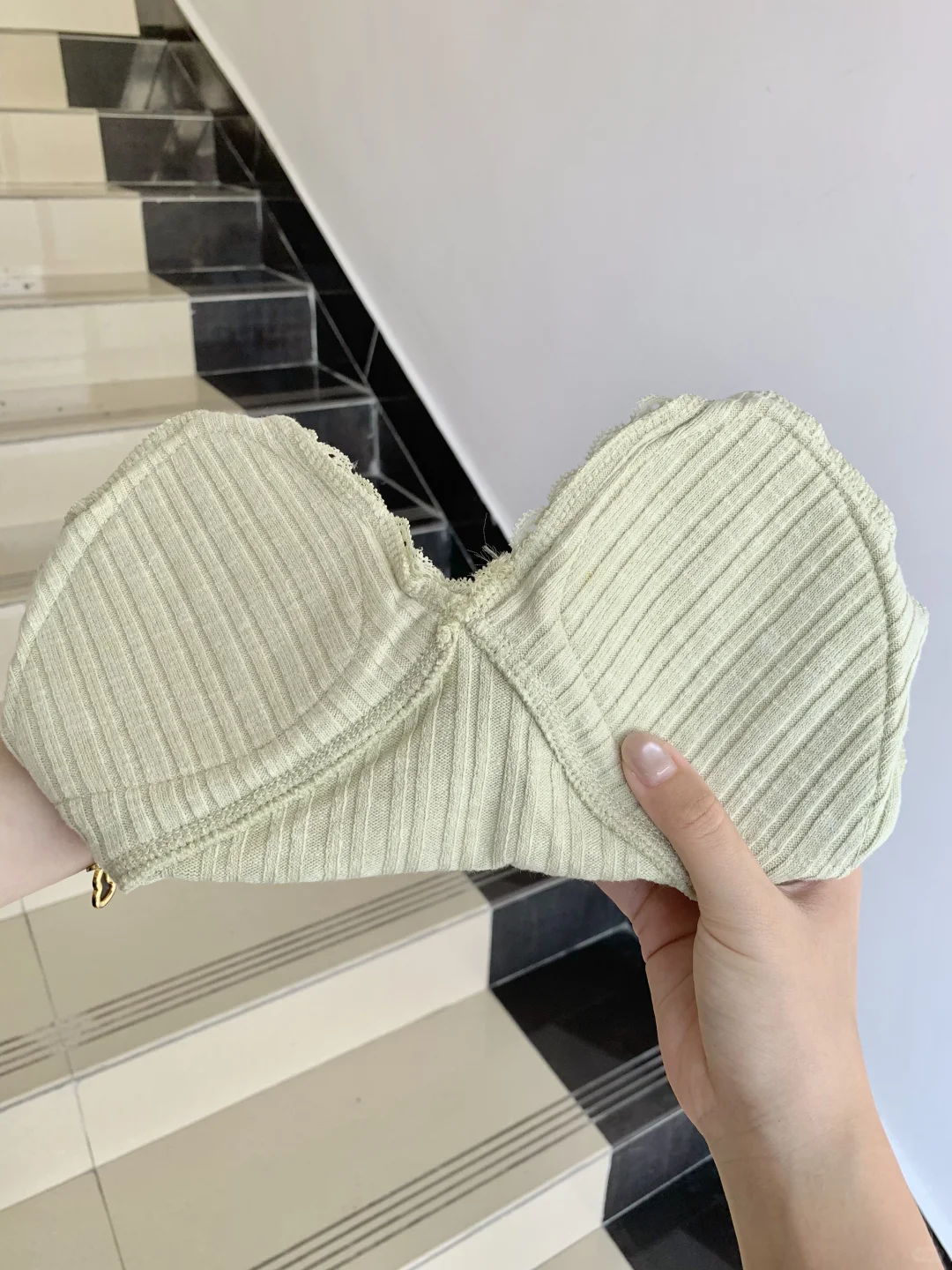 淘到一件平价好穿的韩女吊带！！妈妈夸我会买