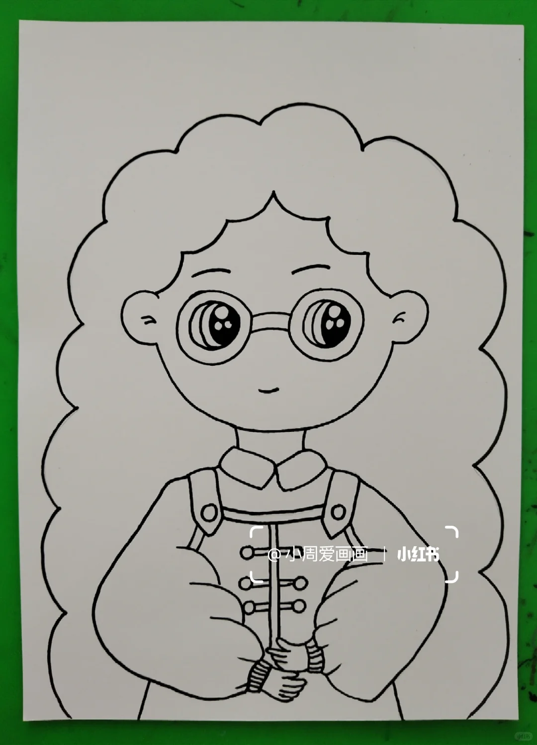 线描人物 卡通人物 动漫人物 温柔女孩