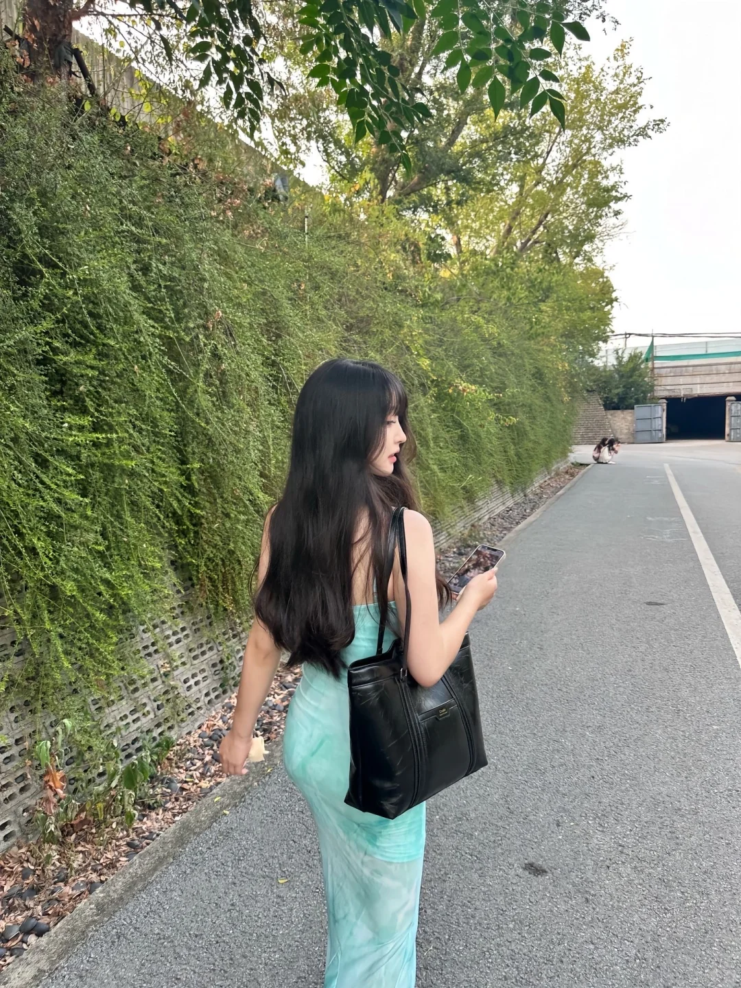 包臀裙太显身材了吧