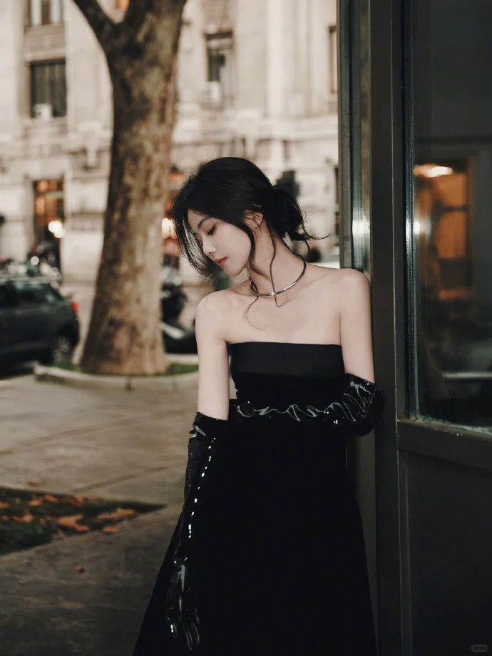 白鹿| in Emporio Armani 📷🍂