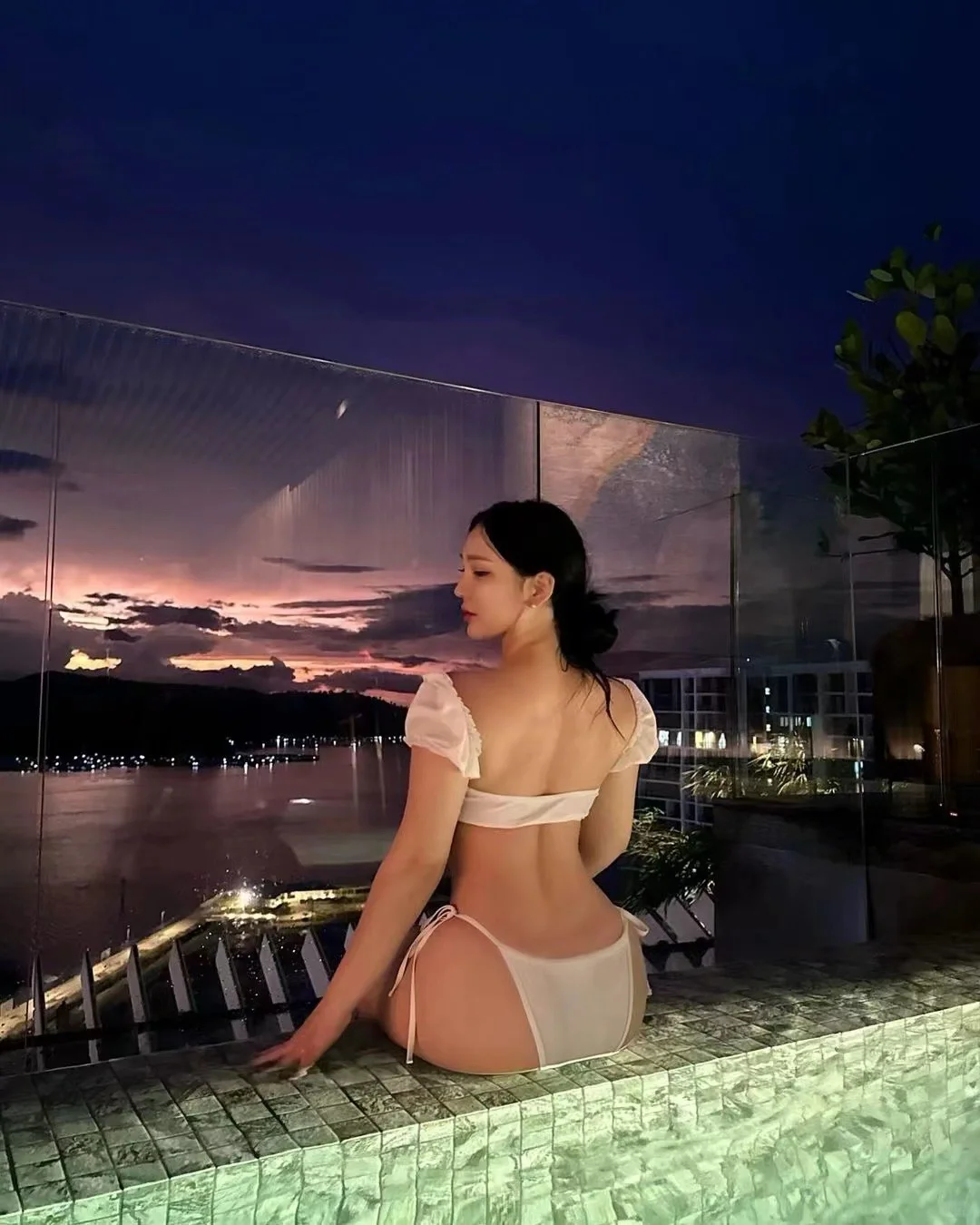 雨停放晴了，游泳🏊‍♀️不怕冷了