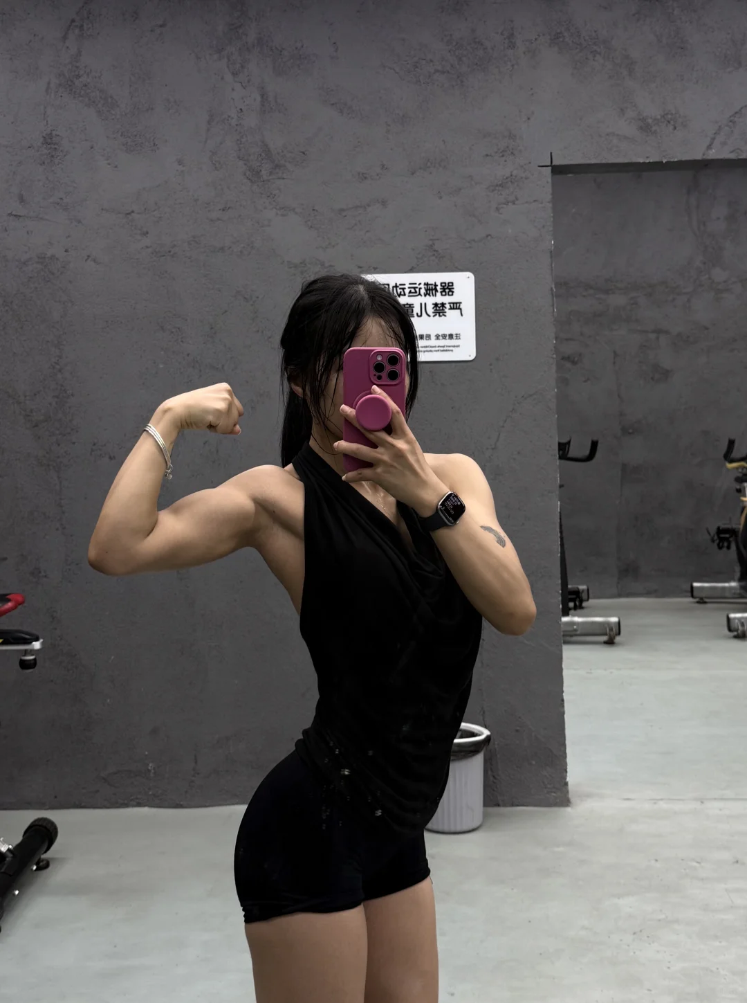 不能和健身分手的女人