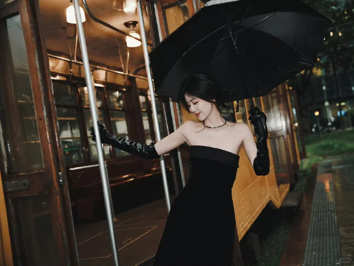 白鹿| in Emporio Armani 📷🍂