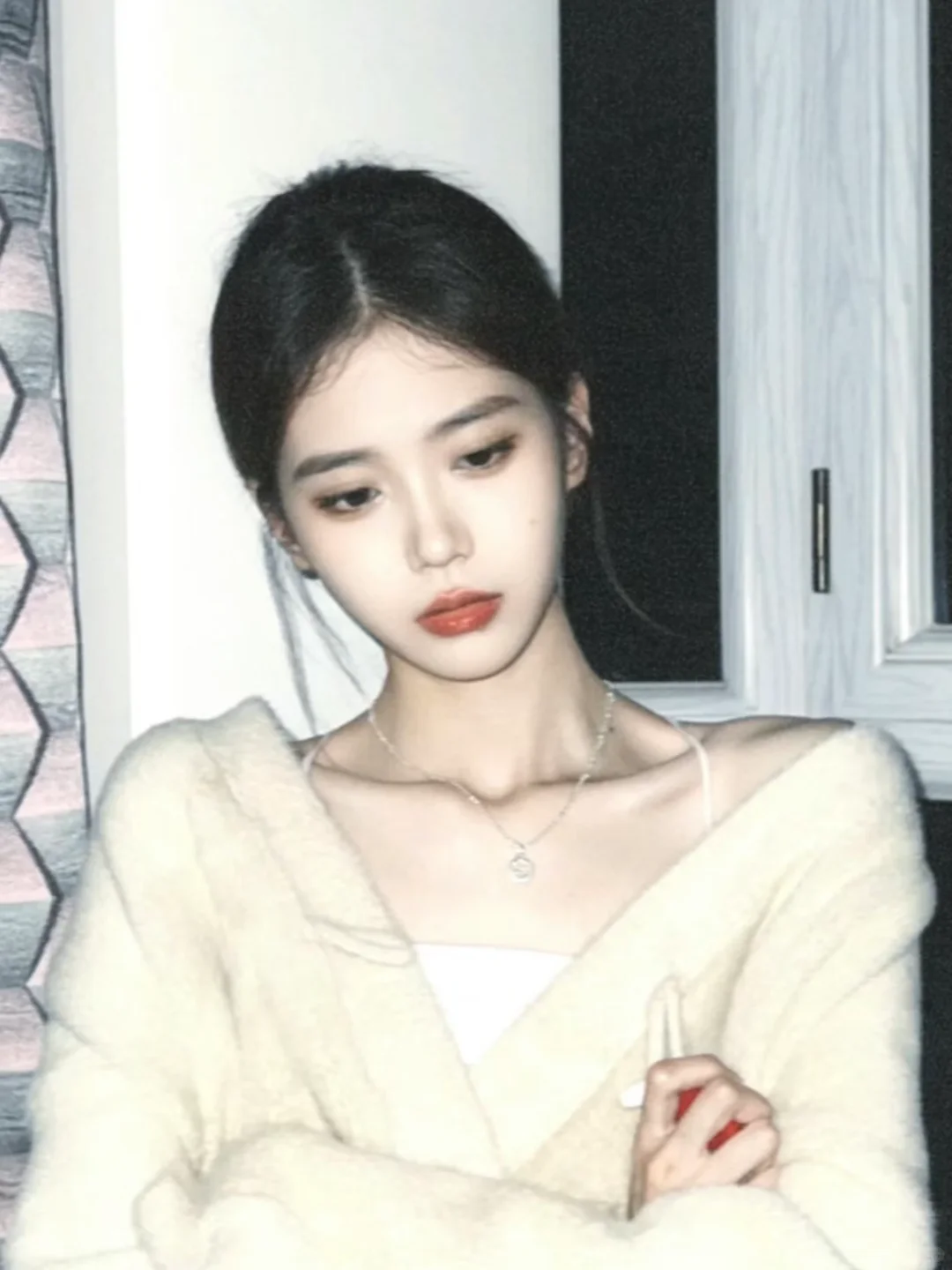 所有女生都去立“大小姐”人设！