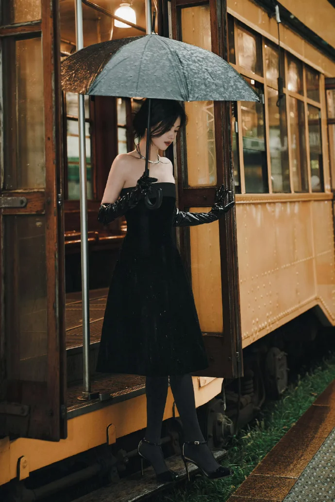 白鹿| in Emporio Armani 📷🍂