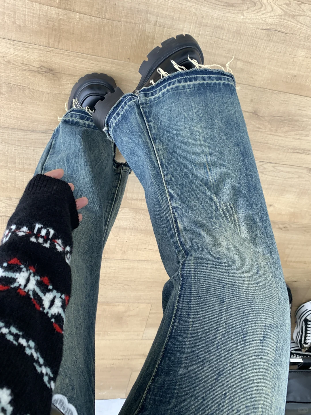 大腿57 腿粗都给我去穿不贴腿微喇裤巨显瘦