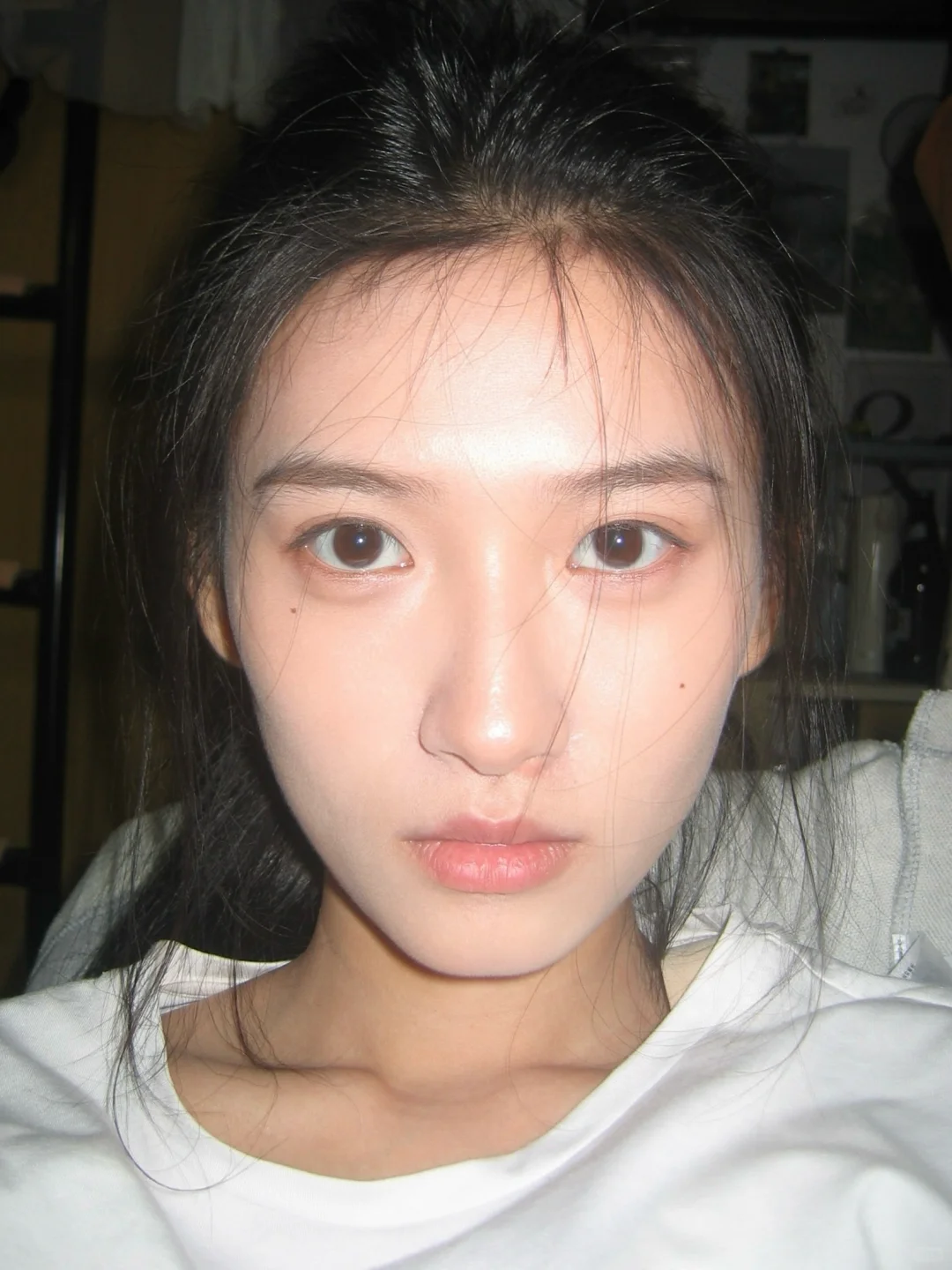 好大学生的一个脸