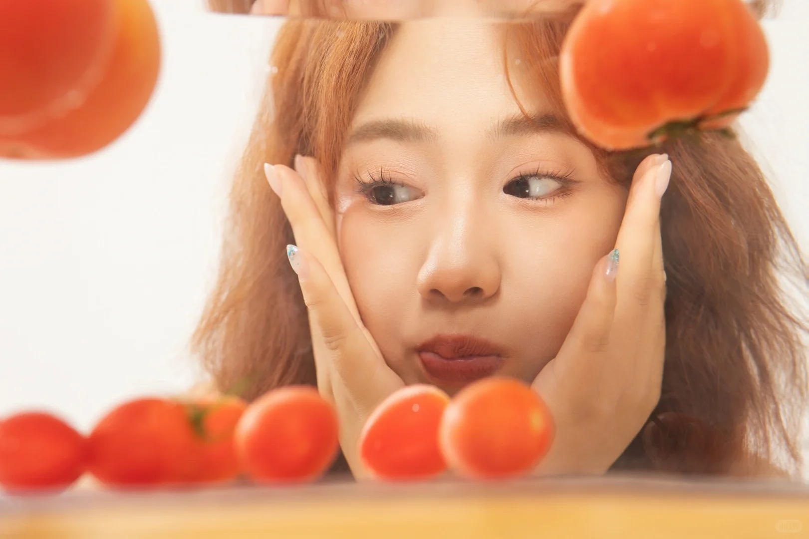 拍了拍秋天的柿子和西红柿🍅