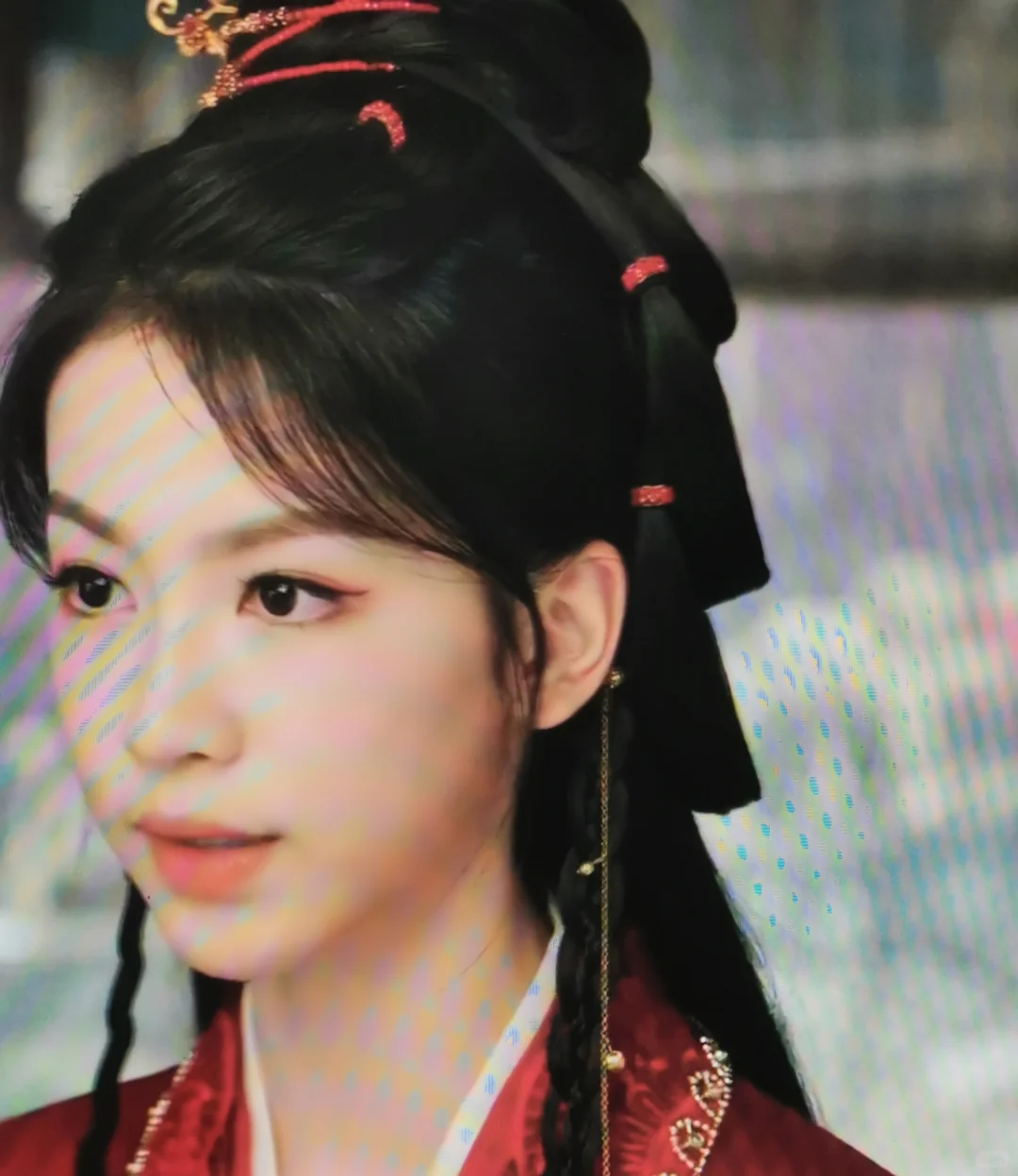 这个女生真是漂亮。