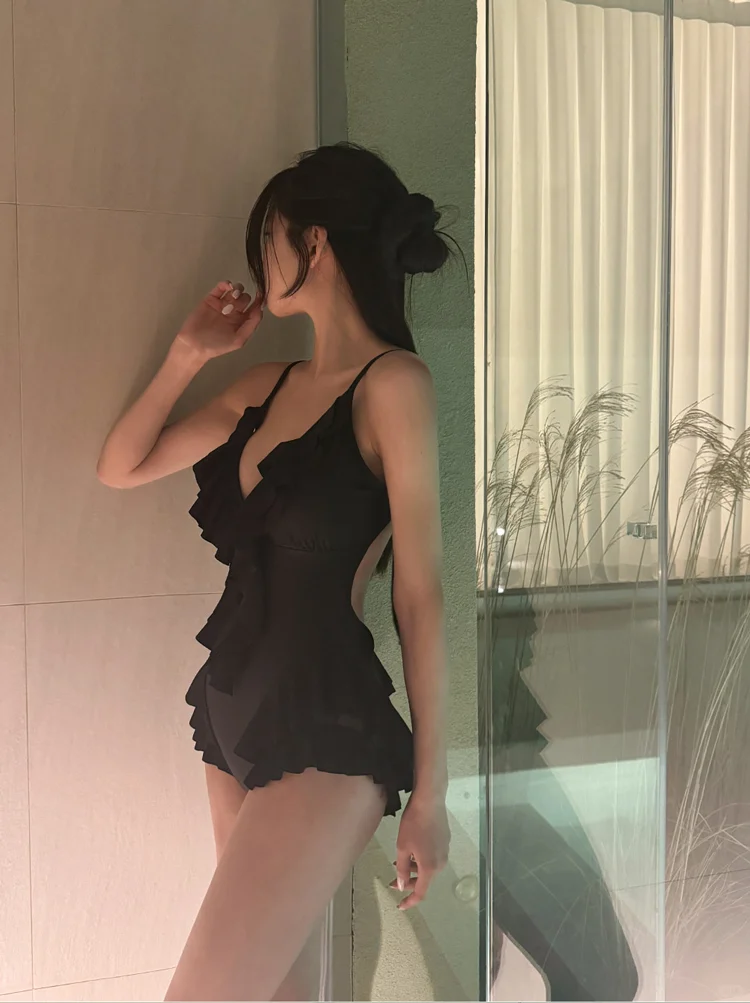 救命🆘 穿这件黑泳衣在泳池被追着问链接